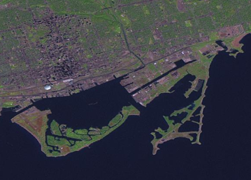 TorontoHarbour-landsat.png