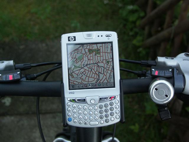 PTGMAP oms ipaq on bike.JPG