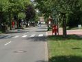 Die Ortsdurchfahrt Hohenwettersbach ist dagegen deutlich großzügiger ausgebaut. highway=tertiary gerechtfertigt. Ab Ortsmitte daher highway=secondary genommen.