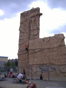 Escalada en rocódromo en Berlín, Alemania