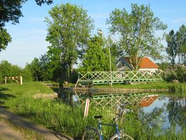 LA2-canal-bridge.jpg