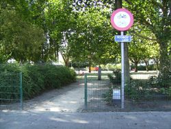 Belgium road path nomopedsbicycles.jpg