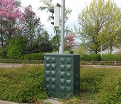 Une armoire de contrôle de la signalisation tricolore